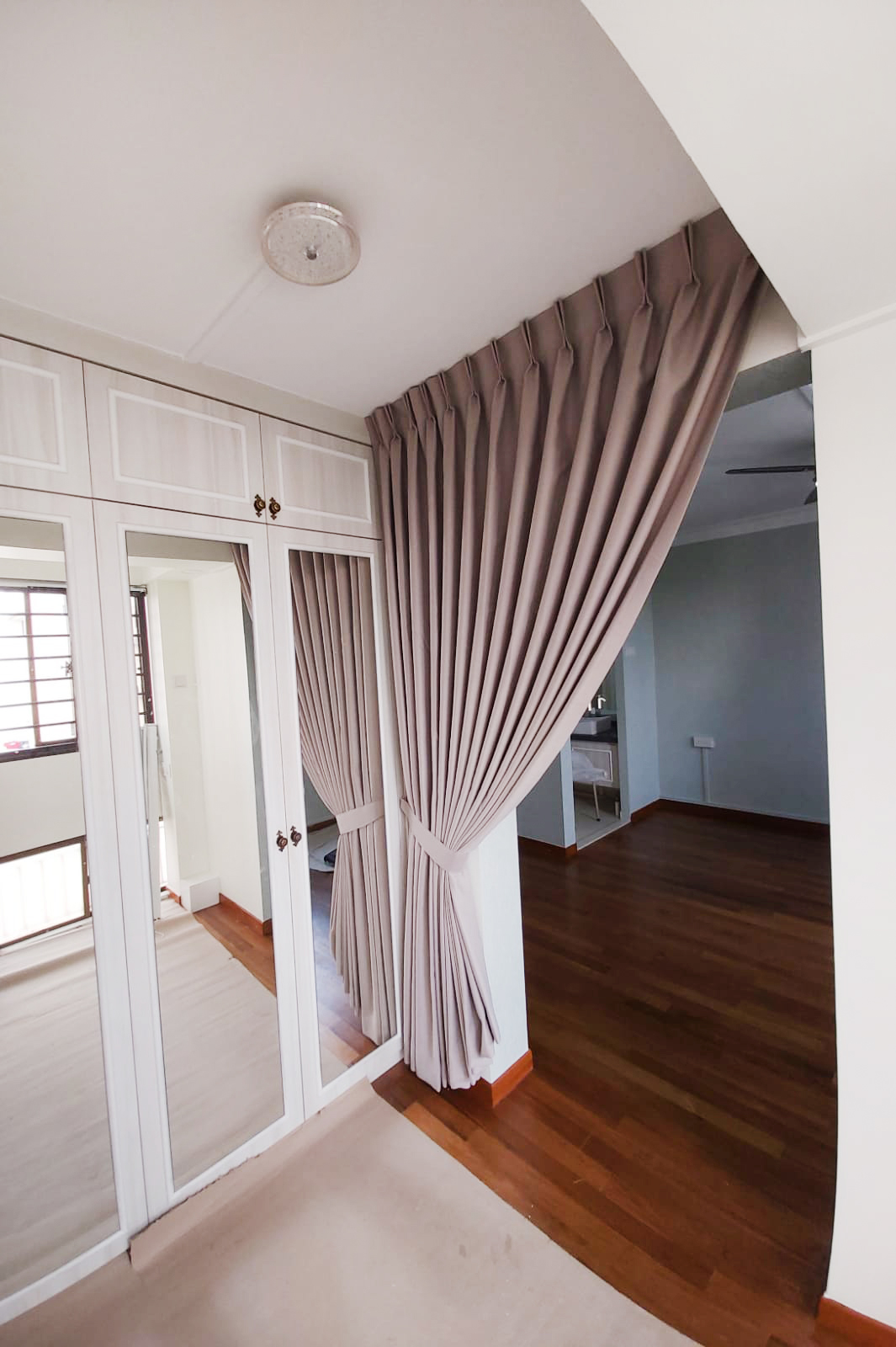 curtain normal img