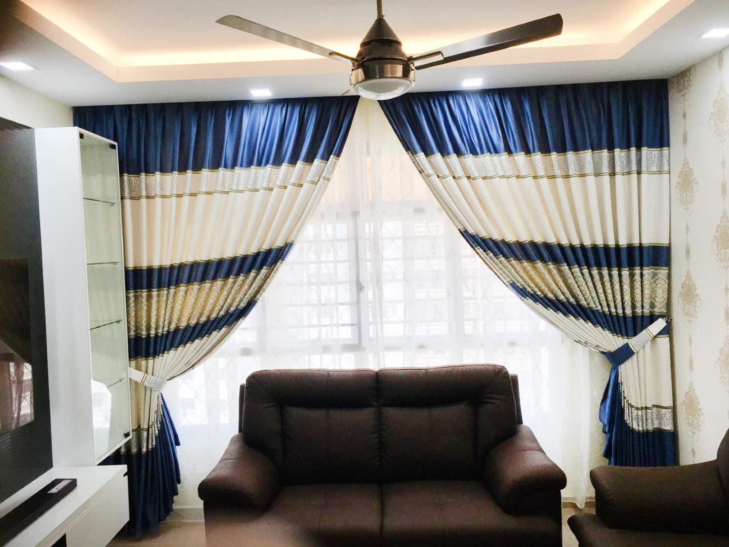 curtain normal img